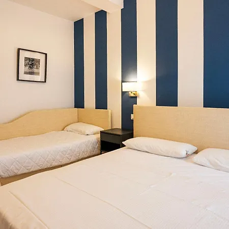 Apartment Oleandro Family Apartments-leresidenzedijesolo